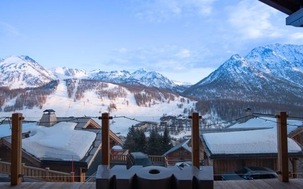 Maison à vendre    6 pièces • 177 m2 Montgenèvre