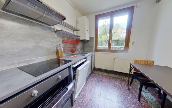 Appartement à louer    3 pièces • 65,42 m2 Lyon 3