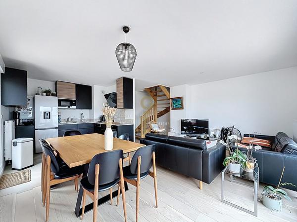 EXCLUSIVITE - Appartement de standing dernier étage avec terrasse de 66 m2