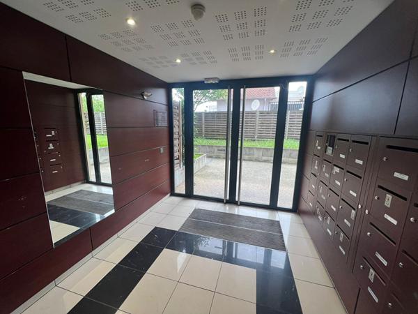 Appartement Drancy 3 pièce(s) 55.42 m2