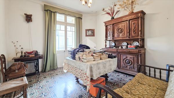 CHATEAURENARD - Maison de ville avec grand garage de 100 m2