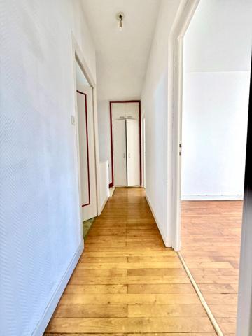 A VENDRE : MAISON T4 INDEPENDANTE AVEC 1 ETAGE + JARDIN ET GARAGE