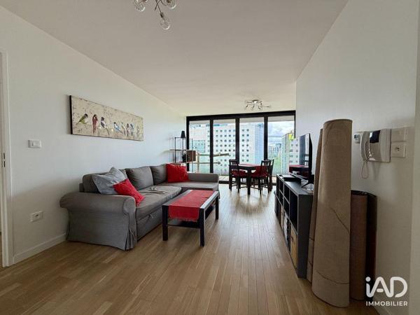 Location appartement 3 pièces 71 m² Nanterre