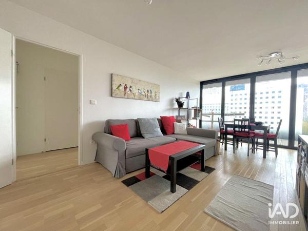 Location appartement 3 pièces 71 m² Nanterre
