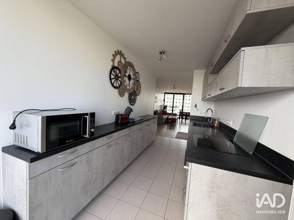 Location appartement 3 pièces 71 m² Nanterre