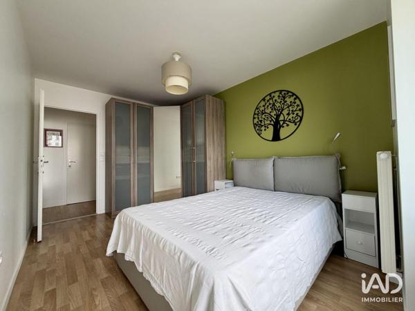 Location appartement 3 pièces 71 m² Nanterre