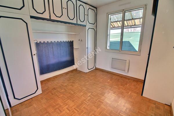 Maison de plain-pied - 4 chambres - 739 m² de terrain - Heyrieux