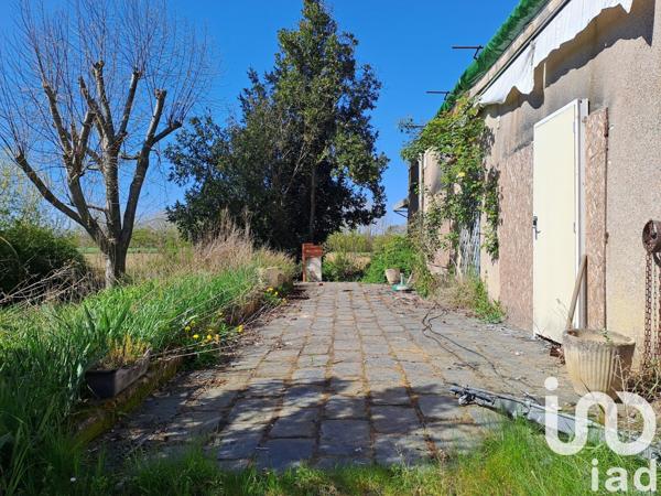 Grange 4 pièces de 70 m² à Saint-Germain-des-Prés (49170)