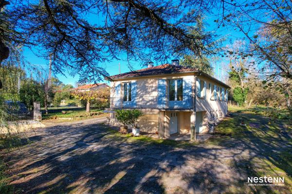 A Vendre Maison de 102 m² sur sous-sol avec garage et jardin clôturé aux portes de Condom