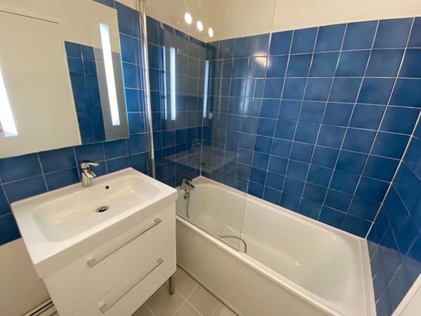 33000 BORDEAUX - APPARTEMENT T2 A LOUER MEUBLE ET ENTIEREMENT RENOVE