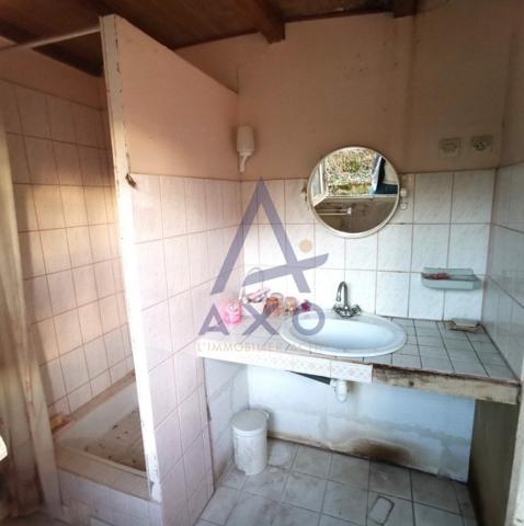 Maison T4 de 133m² à rénover avec jardinet de 94m²