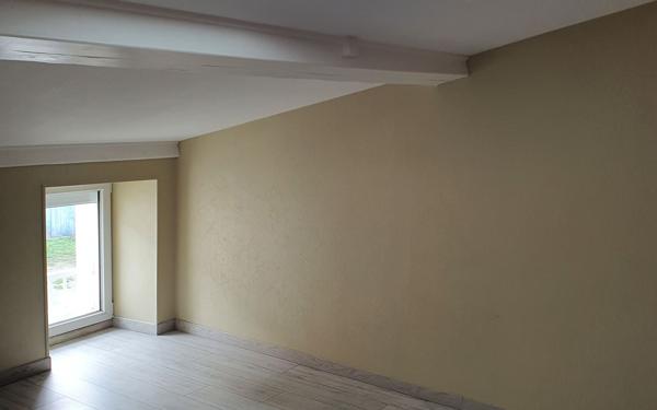 Maison à vendre    3 pièces •  Courçon