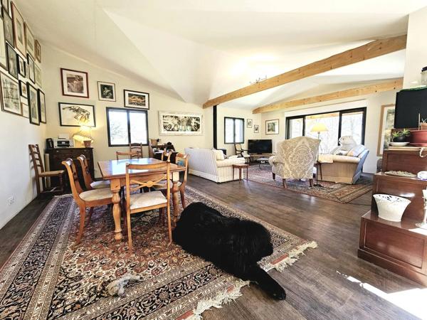Nouvelle villa écologique de 3 chambres  vue montagne