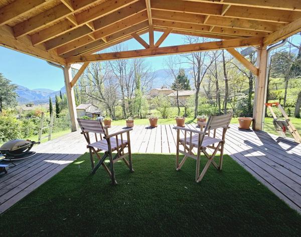 Nouvelle villa écologique de 3 chambres  vue montagne