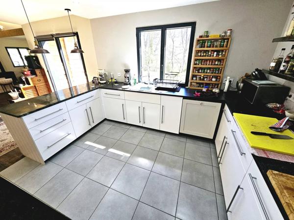 Nouvelle villa écologique de 3 chambres  vue montagne