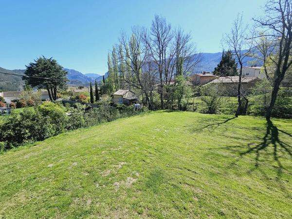 Nouvelle villa écologique de 3 chambres  vue montagne