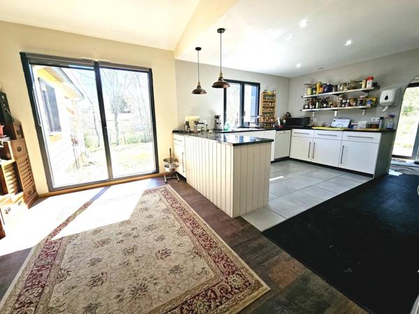 Nouvelle villa écologique de 3 chambres  vue montagne