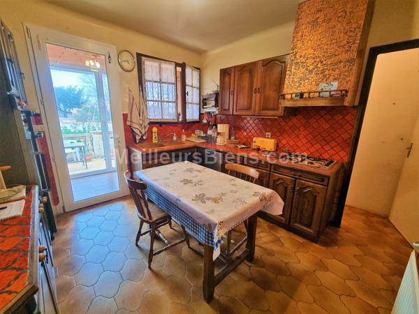 Maison traditionnelle 3 faces avec garage et cave de 80m2 !