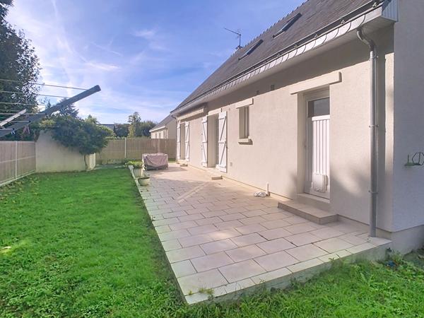 Maison familiale avec piscine au coeur de Tierce