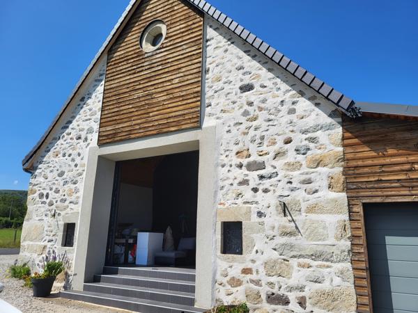 Maison haut de gamme à 5 minutes de RIOM-ES-MONTAGNES Valette (15400)