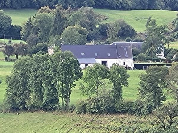 Maison haut de gamme à 5 minutes de RIOM-ES-MONTAGNES Valette (15400)