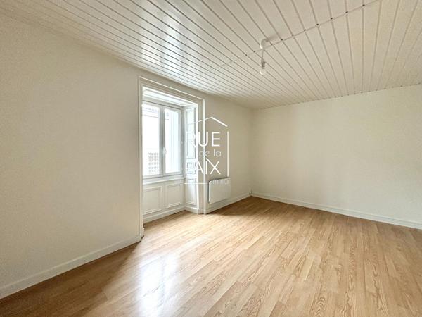 79400 SAINT MAIXENT L ECOLE Maison rénovée à louer - St Maixent l'école