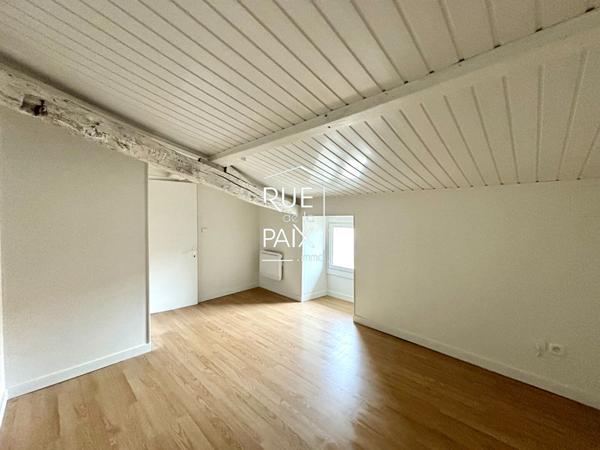 79400 SAINT MAIXENT L ECOLE Maison rénovée à louer - St Maixent l'école