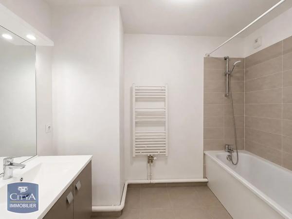 Appartement à louer 2 pièces 47.72m² Bry-sur-Marne (94360)