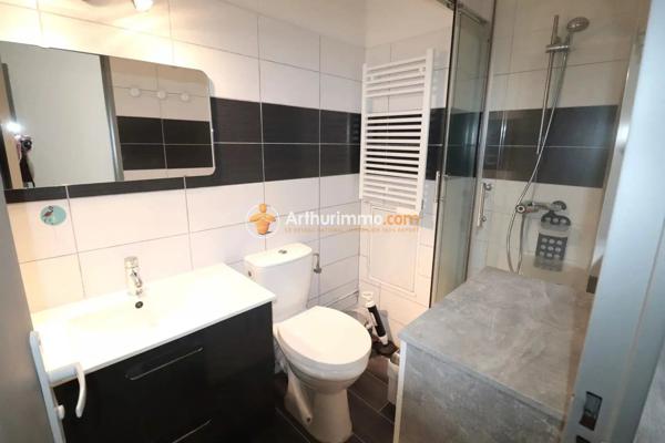 Vente                                                      Appartement
                        
                     2 pièces                      35 m2                     à Le Grau-du-Roi