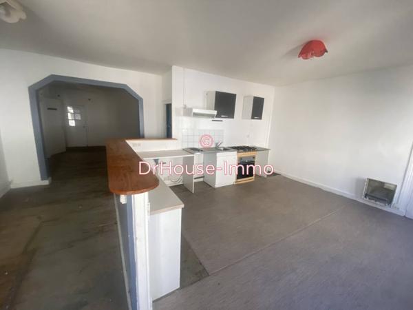 Immeuble à vendre 8 pièces de 379 m²