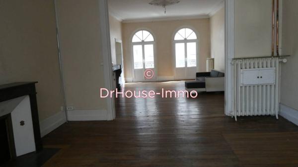 Immeuble à vendre 8 pièces de 379 m²