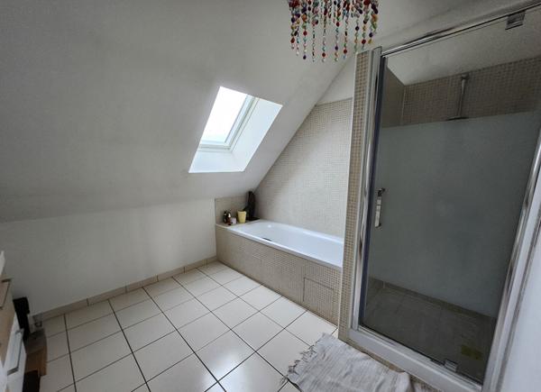 Maison Dourdan 5 pièce(s) 100 m2