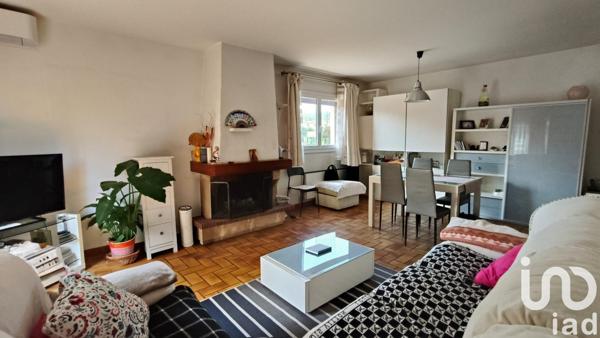 Appartement 4 pièces de 80 m² à Hyères (83400)