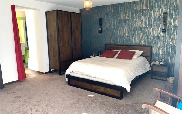 Maison à vendre    4 pièces • 164 m2 Couzeix