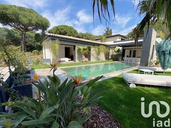 Maison à vendre 6 pièces 219 m² Sainte-Maxime