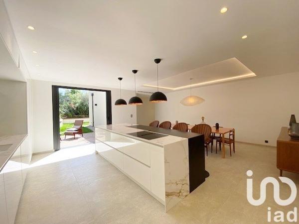 Maison à vendre 6 pièces 219 m² Sainte-Maxime