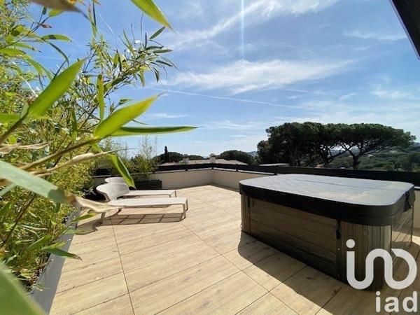 Maison à vendre 6 pièces 219 m² Sainte-Maxime