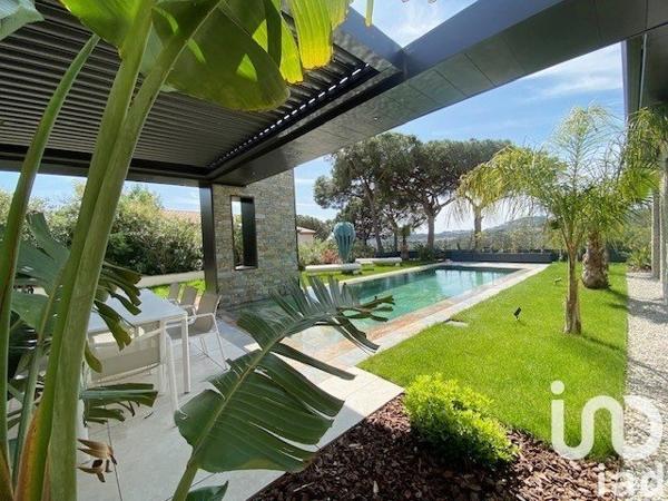 Maison à vendre 6 pièces 219 m² Sainte-Maxime