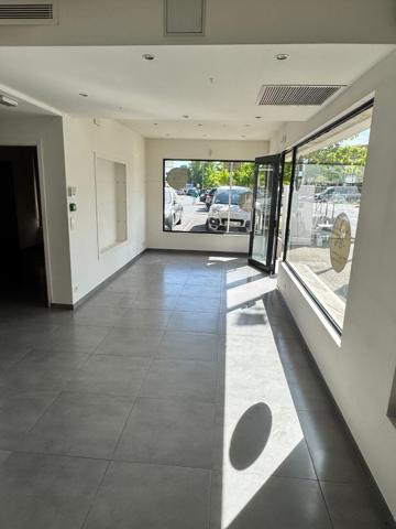 Local commercial Morangis 75 m2