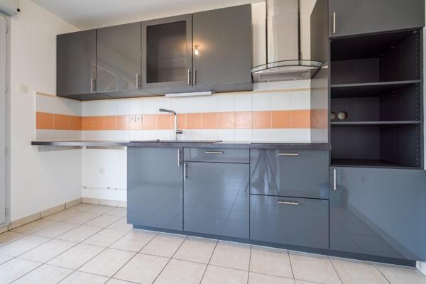 A LOUER - MURET , quartier Barry - Appartement T3 65.84m² avec balcon et box - G799