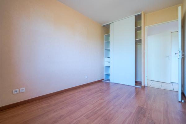 A LOUER - MURET , quartier Barry - Appartement T3 65.84m² avec balcon et box - G799