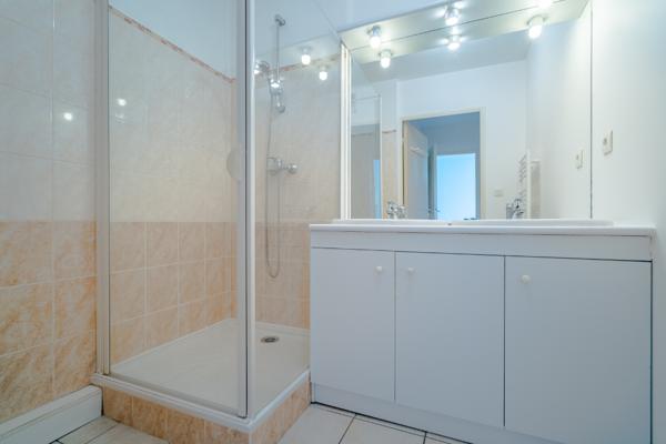 A LOUER - MURET , quartier Barry - Appartement T3 65.84m² avec balcon et box - G799