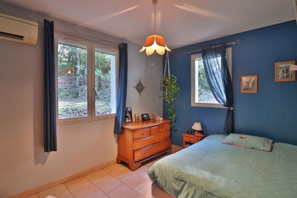 Maison de campagne plain pied 3 chambres Piscine 5000m2 de terrain