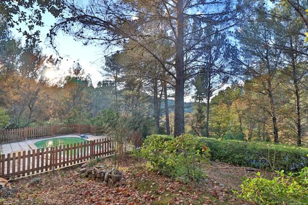 Maison de campagne plain pied 3 chambres Piscine 5000m2 de terrain