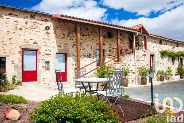 Maison à vendre 14 pièces 360 m² Le Boupère