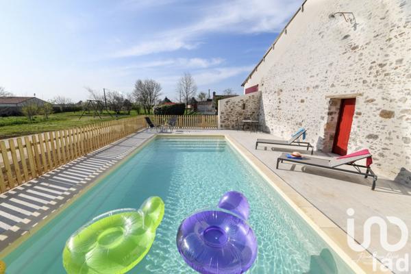 Maison à vendre 14 pièces 360 m² Le Boupère