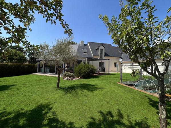 Maison familiale d'environ 179 m² en plein coeur de Saint-André-des-Eaux