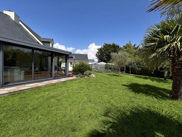 Maison familiale d'environ 179 m² en plein coeur de Saint-André-des-Eaux