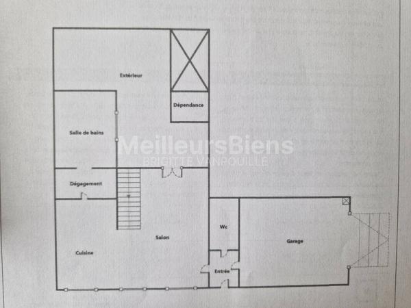 LARGE MAISON FLAMANDE DANS QUARTIER CALME