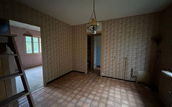 Maison à vendre    3 pièces •  Antully